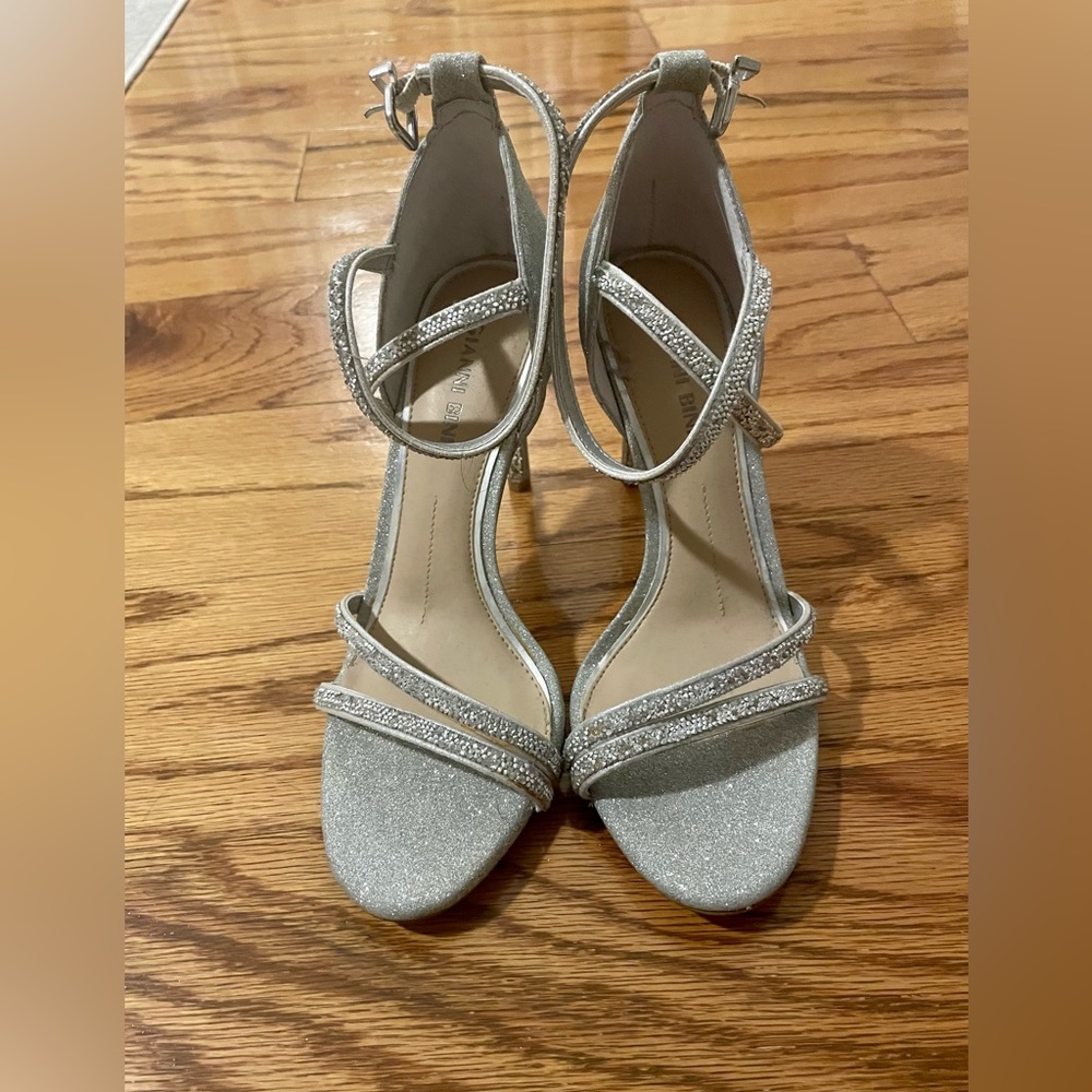 Gianni Bini heels Sz 7